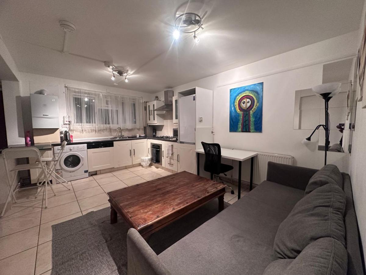 Sky View Ec1 Apartment London Bagian luar foto
